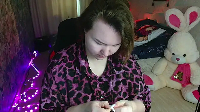 Snapshot of Jenny_Fox chatting on 03-27-26, 03:45 Jenny Fox online show from 03-27-26, 03:45