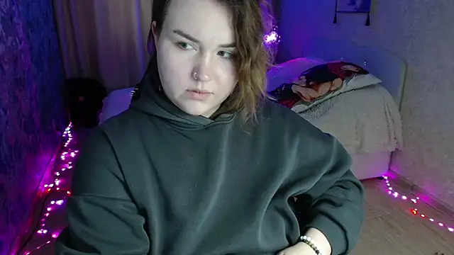 Jenny Fox online show from 05-06-26, 04:08