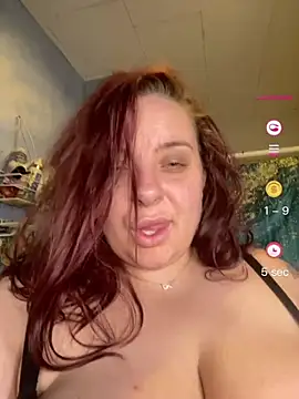 Snapshot of lairarose chatting on 06-30-26, 03:29 lairarose online show from 06-30-26, 03:29