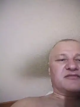 Snapshot of Grasul78 chatting on 11-22-25, 07:13 Grasul78 online show from 11-22-25, 07:13