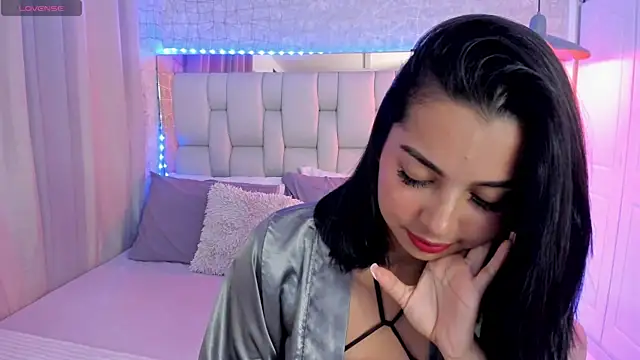 AlexandraaMillerr online show from 02-12-25, 01:59