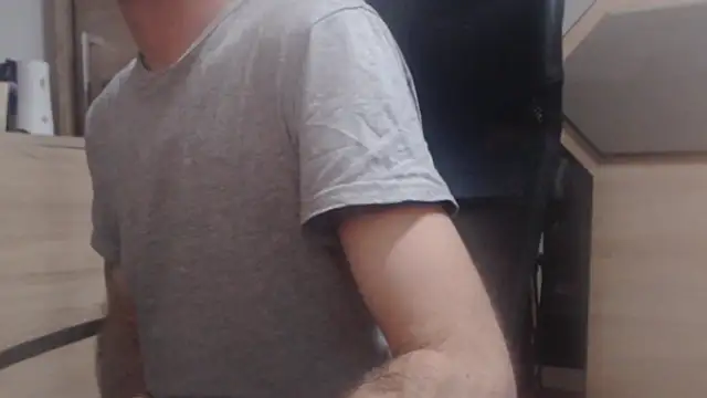 uncutguy01 online show from 12-13-24, 05:10