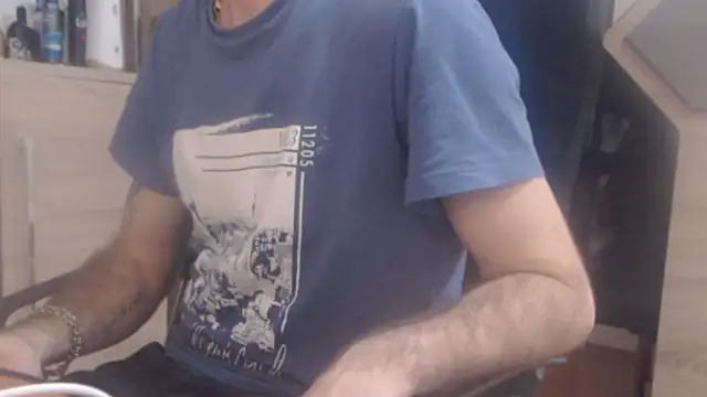 uncutguy01 online show from 12-22-24, 12:38