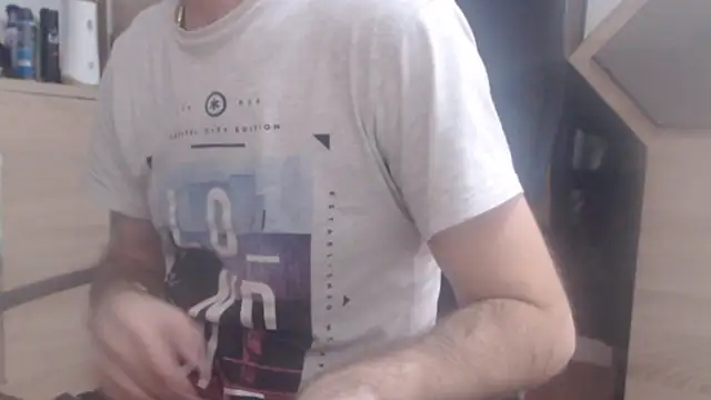 uncutguy01 online show from 12-23-24, 11:25