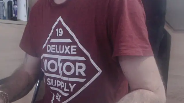 uncutguy01 online show from 01-03-25, 12:41
