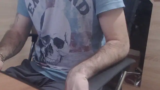 uncutguy01 online show from 01-14-25, 06:13