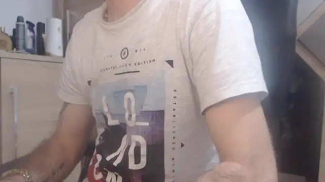 uncutguy01 online show from 02-07-25, 06:35