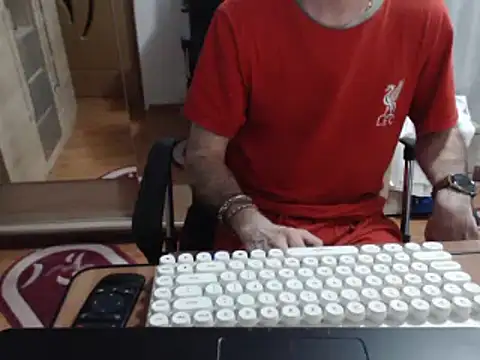 uncutguy01 online show from 03-11-25, 07:58
