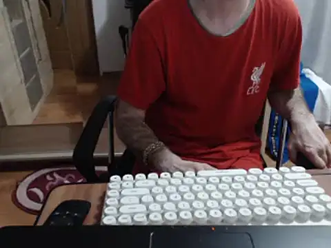 uncutguy01 online show from 03-12-25, 04:46