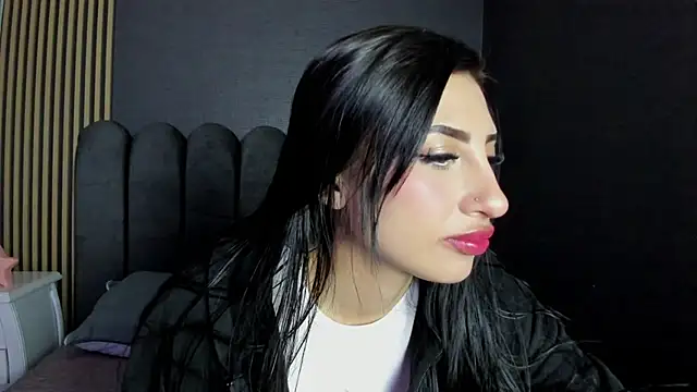 Nicolette ks  online show from 05-05-26, 05:04