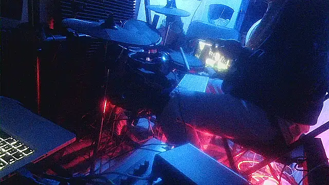 Mrmoujo online show from 11-18-25, 07:57