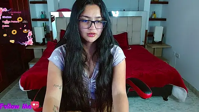 scarlleth  online show from 02-13-25, 06:27