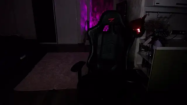 Kira Bakker online show from 03-09-25, 04:22