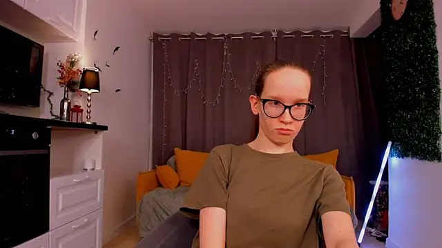 BettyBrowni online show from 02-01-25, 01:12