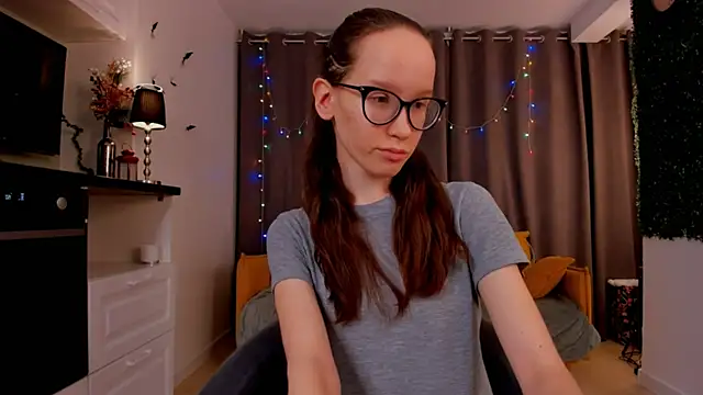 BettyBrowni online show from 02-01-25, 04:11