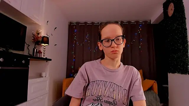 BettyBrowni online show from 02-03-25, 10:21