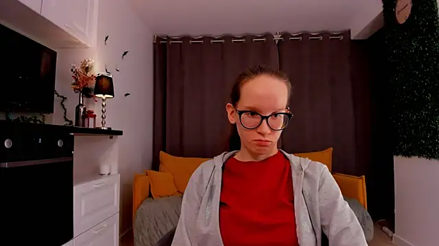 BettyBrowni online show from 02-16-25, 07:16