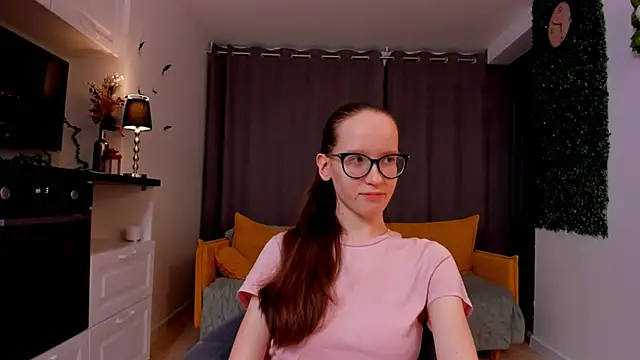 BettyBrowni online show from 02-19-25, 04:11