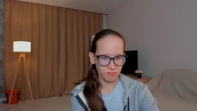 BettyBrowni online show from 09-10-25, 04:07