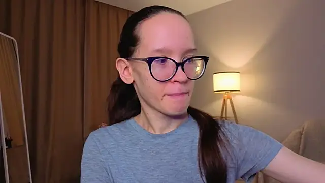 BettyBrowni online show from 01-10-26, 04:09