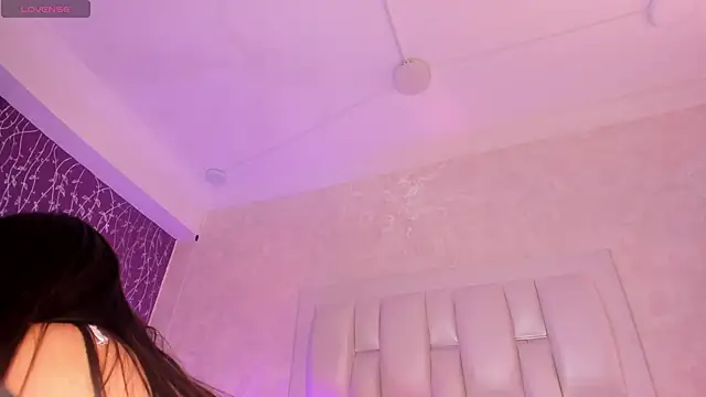 Paola  23 online show from 02-19-26, 04:08