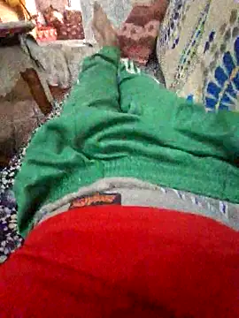 Snapshot of mehdi_haway chatting on 04-24-26, 03:47 mehdi haway online show from 04-24-26, 03:47