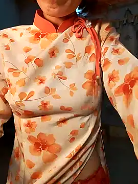 Snapshot of Kami_gaam chatting on 01-09-25, 09:26 Kami gaam online show from 01-09-25, 09:26