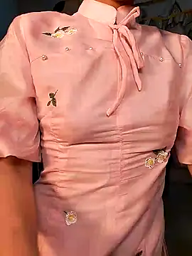 Snapshot of Kami_gaam chatting on 01-20-25, 04:01 Kami gaam online show from 01-20-25, 04:01