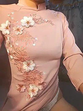 Snapshot of Kami_gaam chatting on 02-02-25, 12:30 Kami gaam online show from 02-02-25, 12:30