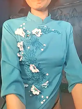 Snapshot of Kami_gaam chatting on 02-10-25, 10:09 Kami gaam online show from 02-10-25, 10:09