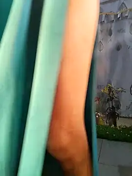 Snapshot of Kami_gaam chatting on 02-14-25, 09:10 Kami gaam online show from 02-14-25, 09:10