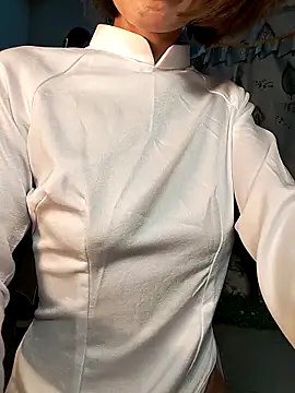 Snapshot of Kami_gaam chatting on 02-20-25, 10:05 Kami gaam online show from 02-20-25, 10:05