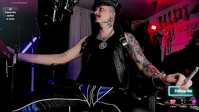 Snapshot of allanhurtss chatting on 09-25-25, 02:15 allanhurtss online show from 09-25-25, 02:15