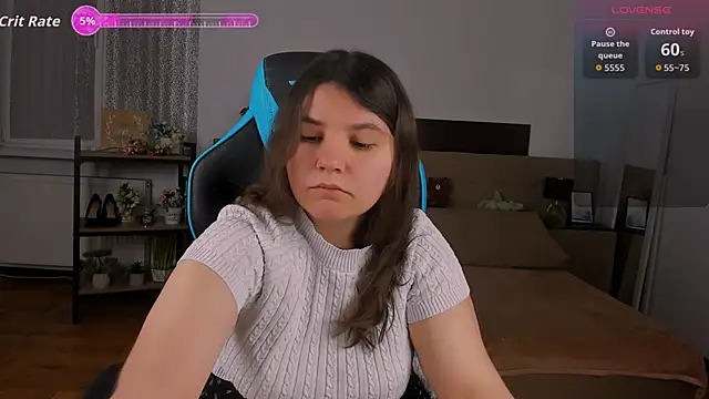 Viola  Shy online show from 11-27-25, 08:55