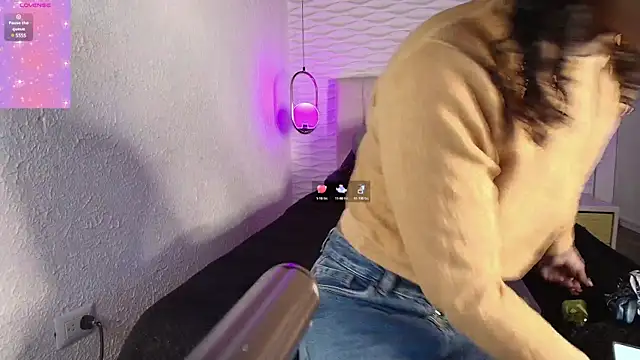 sarah banks1 online show from 03-11-25, 07:03