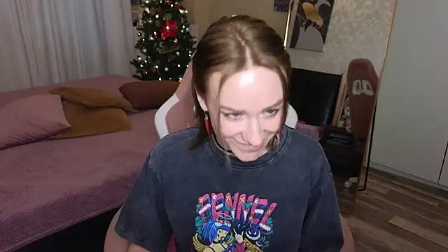 Snapshot of VeronicaRoss chatting on 12-16-24, 07:26 VeronicaRoss online show from 12-16-24, 07:26