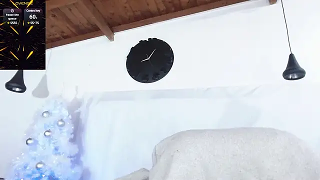 Snapshot of BIGZEHUZ chatting on 12-11-24, 07:36 BIGZEHUZ online show from 12-11-24, 07:36