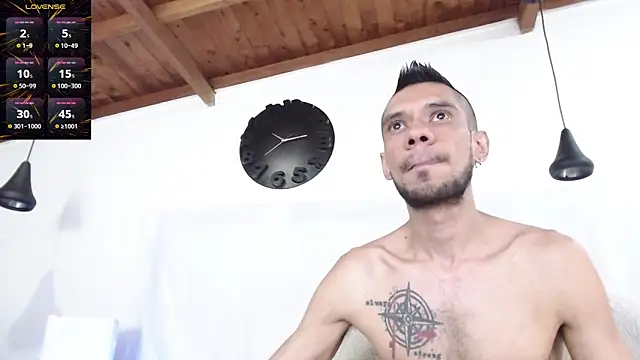 Snapshot of BIGZEHUZ chatting on 02-13-25, 03:07 BIGZEHUZ online show from 02-13-25, 03:07