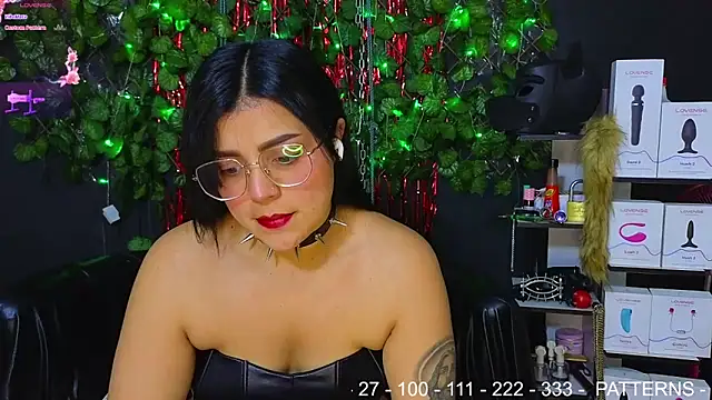 Sweett Mollyy online show from 02-11-26, 11:54