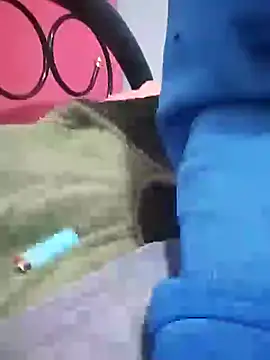 Snapshot of Leonul chatting on 12-04-24, 06:06 Leonul online show from 12-04-24, 06:06