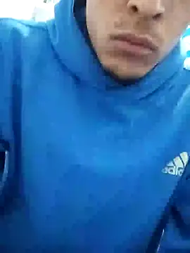 Snapshot of Leonul chatting on 12-08-24, 01:46 Leonul online show from 12-08-24, 01:46