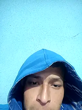 Snapshot of Leonul chatting on 01-07-25, 06:59 Leonul online show from 01-07-25, 06:59