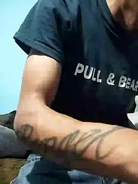 Snapshot of Leonul chatting on 02-09-25, 09:26 Leonul online show from 02-09-25, 09:26