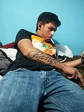 Snapshot of Leonul chatting on 02-16-25, 09:04 Leonul online show from 02-16-25, 09:04