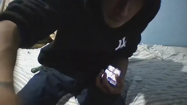 Leonul online show from 03-18-26, 06:44