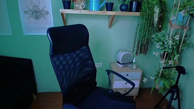 Fernanda   online show from 10-30-25, 04:08