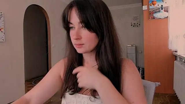 Snapshot of cClandesTina chatting on 06-19-26, 10:19 cClandesTina online show from 06-19-26, 10:19