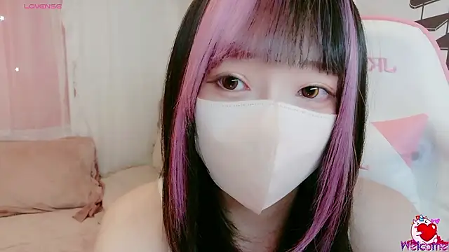 yuayua854 online show from 03-05-26, 04:08