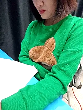 Haralushiaaa online show from 12-16-25, 06:29