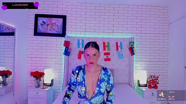 Coco Balenciaga  online show from 06-18-26, 11:36